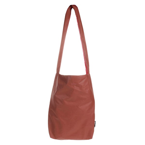 Feel Good Bag · red wood